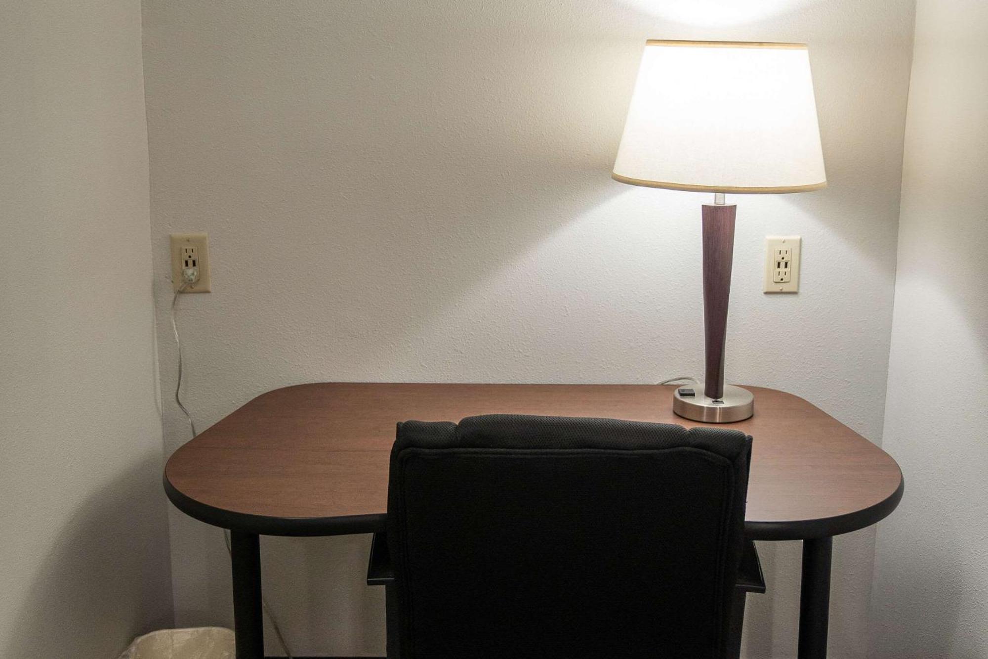 Quality Inn & Suites Watertown Near Prairie Lakes Ice Arena Esterno foto